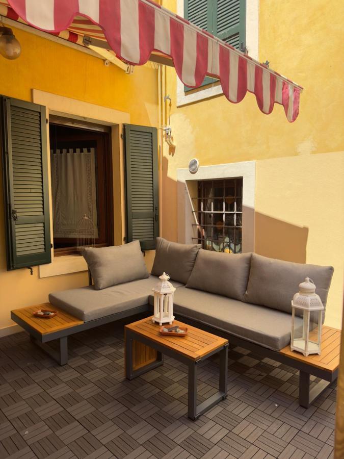Napule...E Apartments Peschiera del Garda Dış mekan fotoğraf