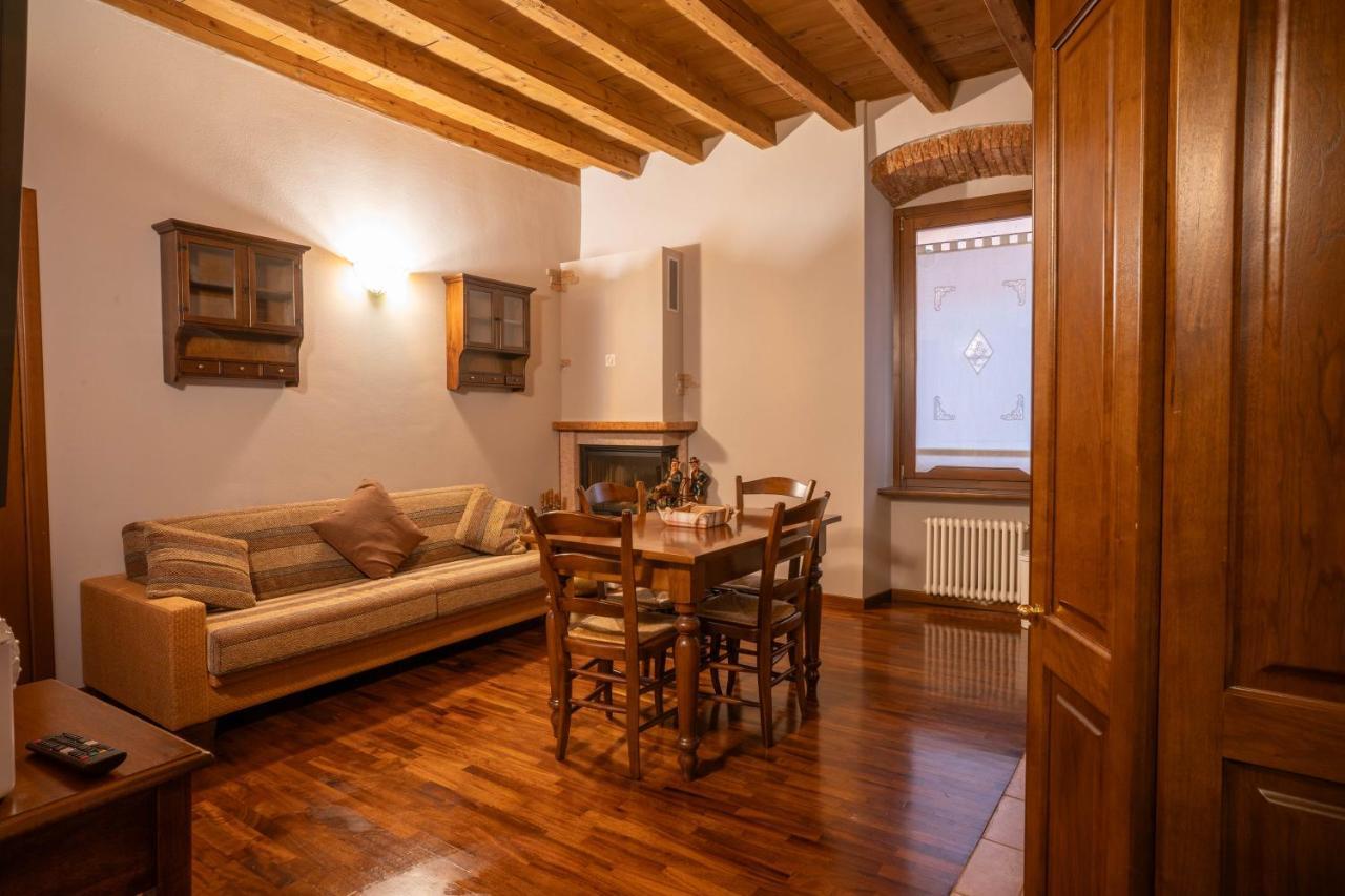 Napule...E Apartments Peschiera del Garda Dış mekan fotoğraf