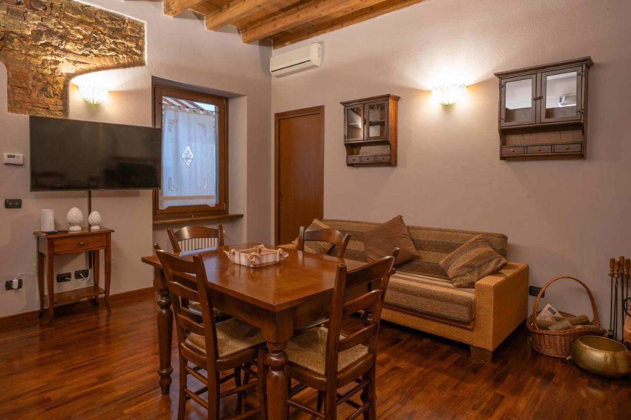 Napule...E Apartments Peschiera del Garda Dış mekan fotoğraf